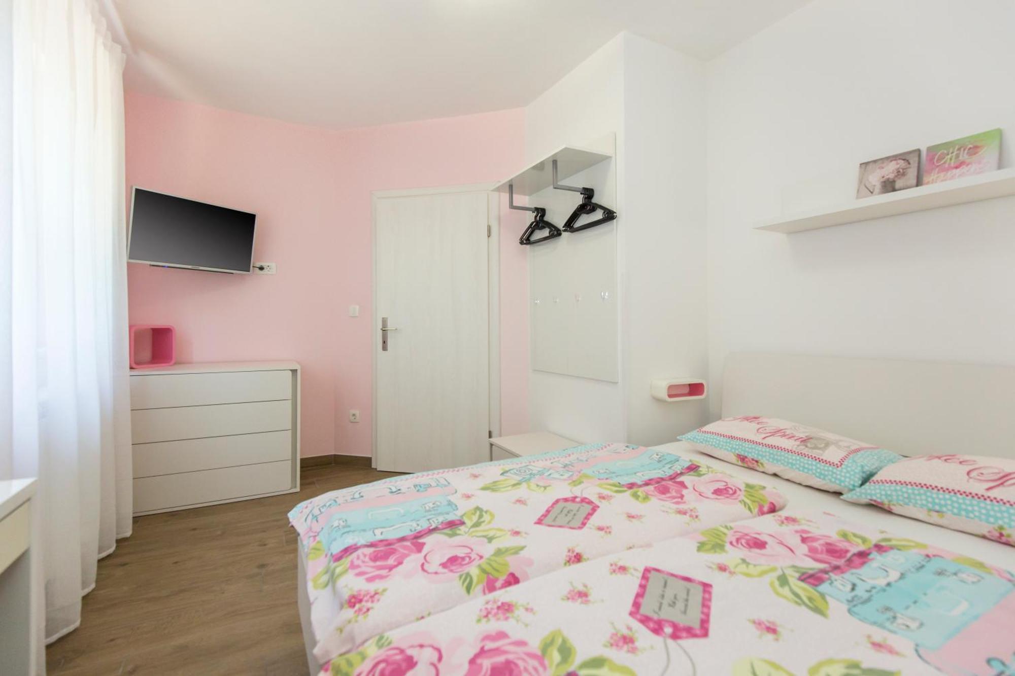 Holiday Home Rea Labin  Kültér fotó